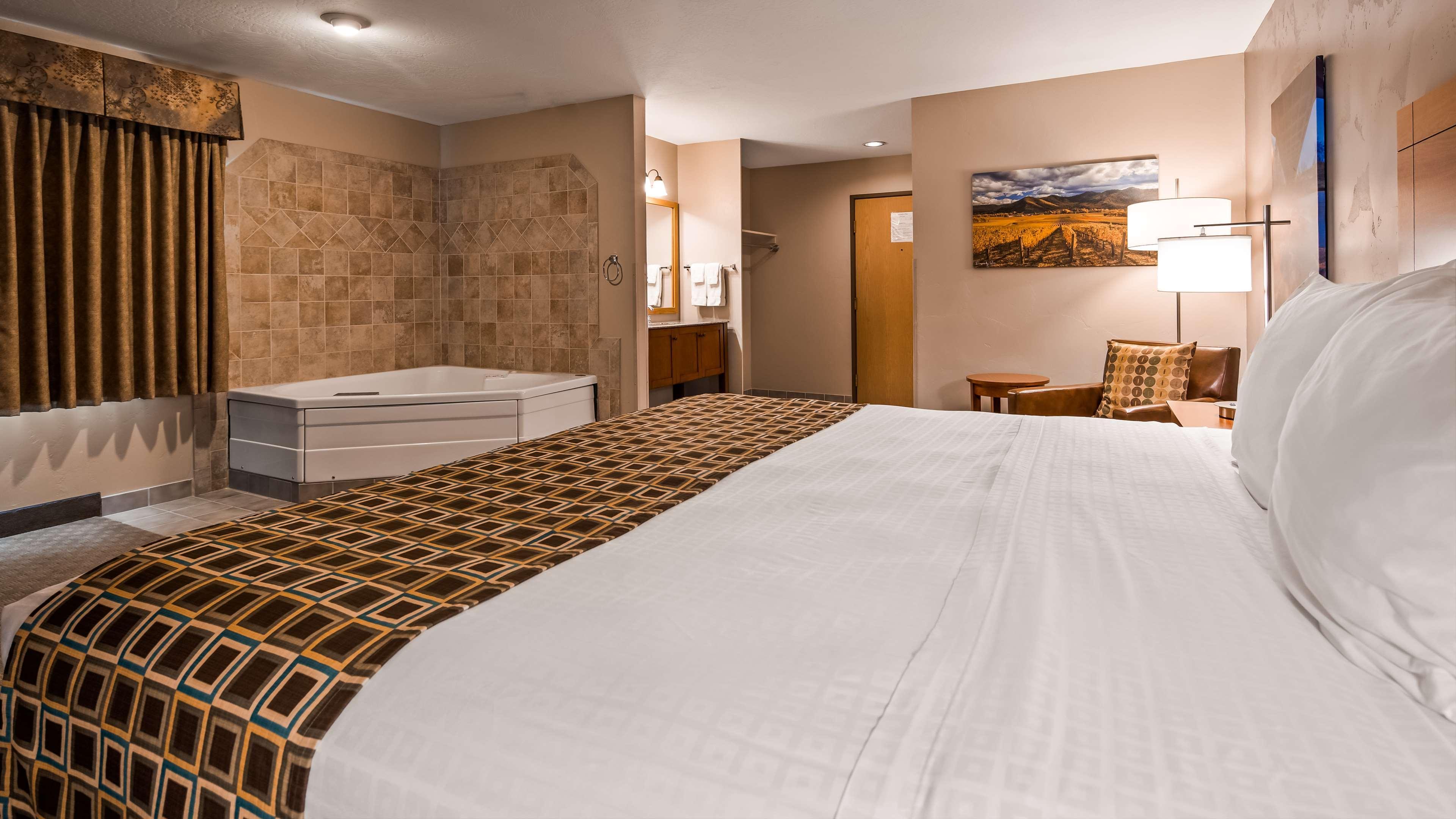 Best Western Inn At The Rogue Rogue River Экстерьер фото