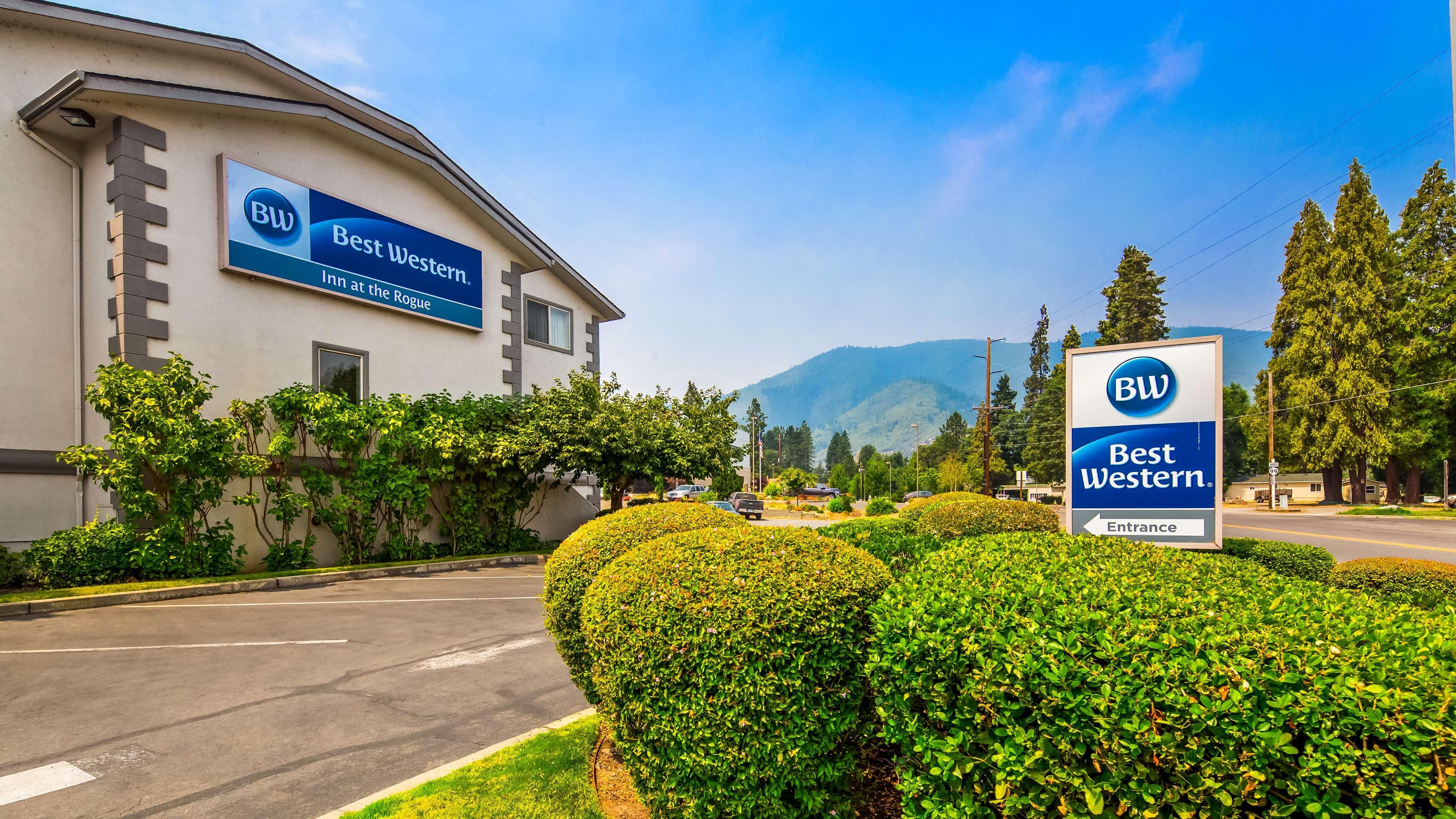 Best Western Inn At The Rogue Rogue River Экстерьер фото
