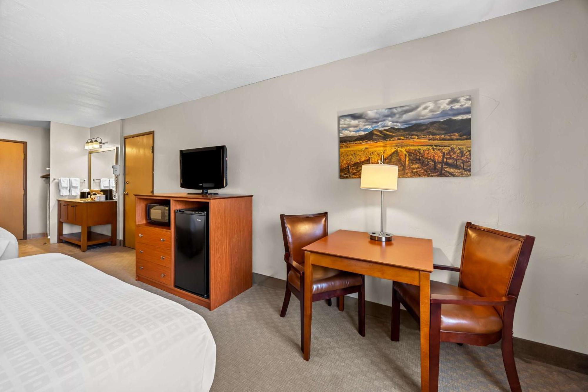 Best Western Inn At The Rogue Rogue River Экстерьер фото