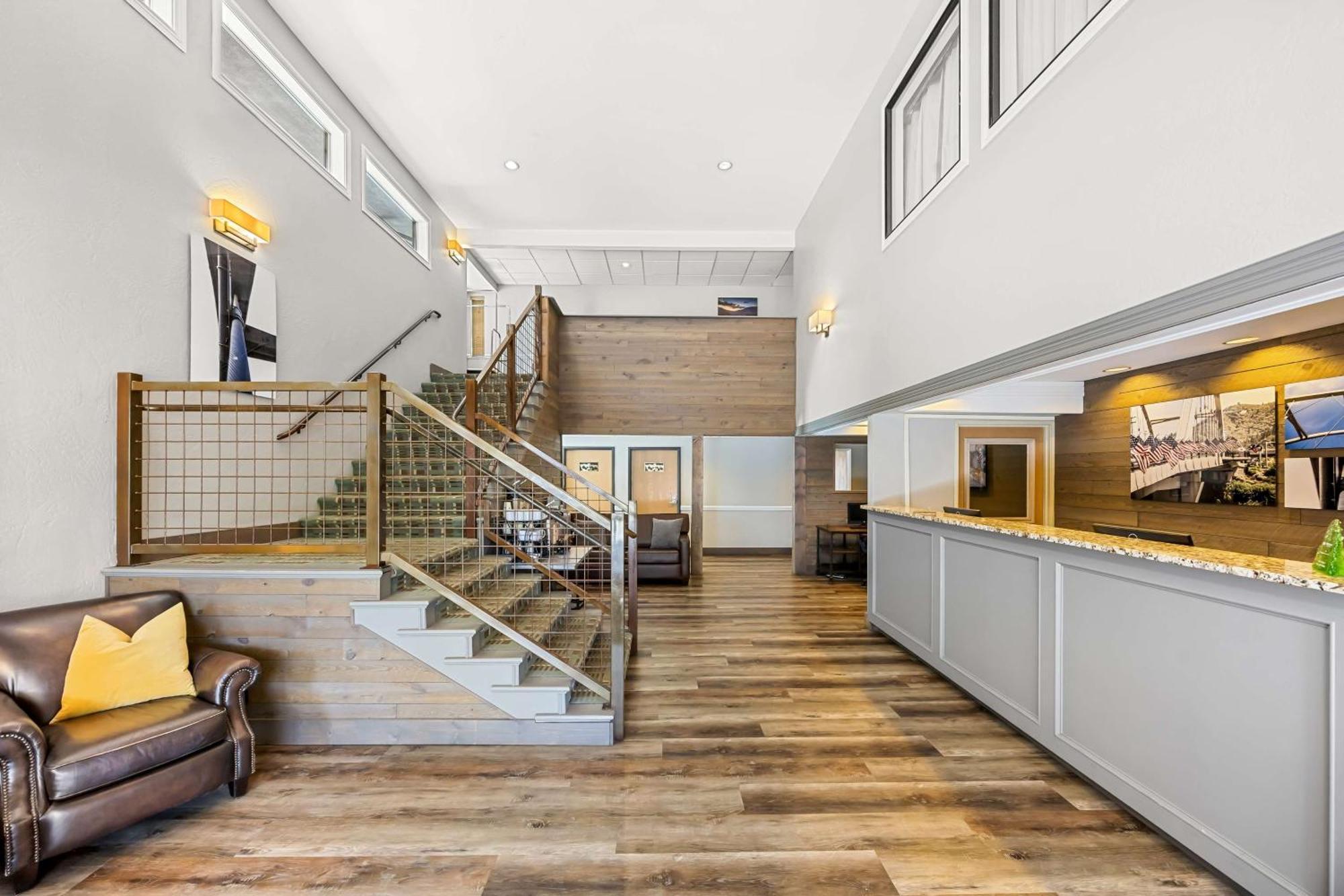 Best Western Inn At The Rogue Rogue River Экстерьер фото