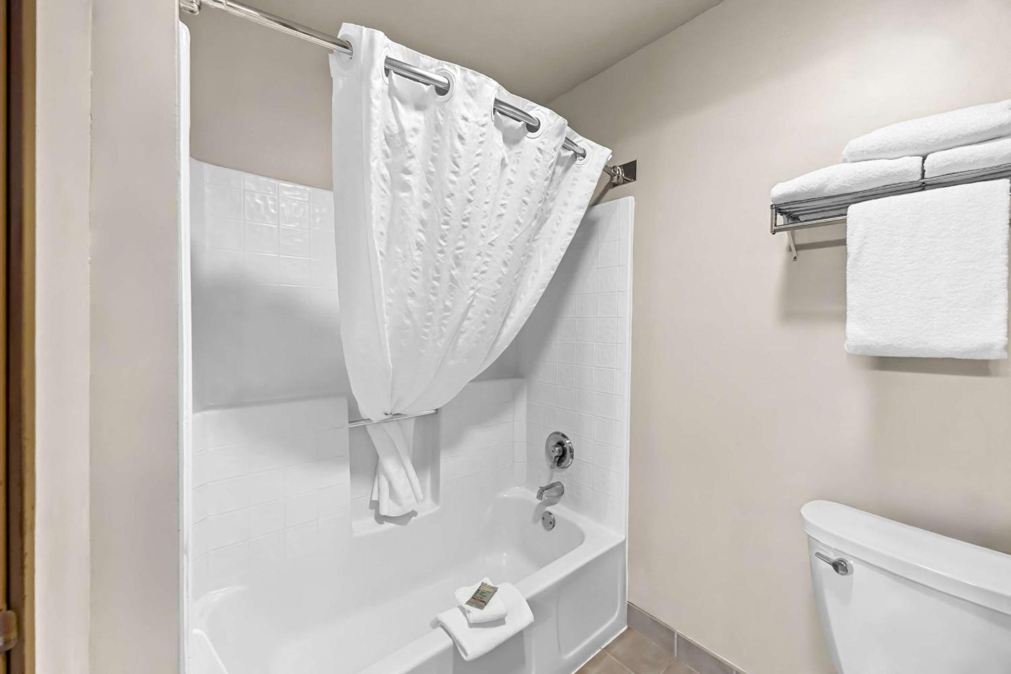 Best Western Inn At The Rogue Rogue River Экстерьер фото