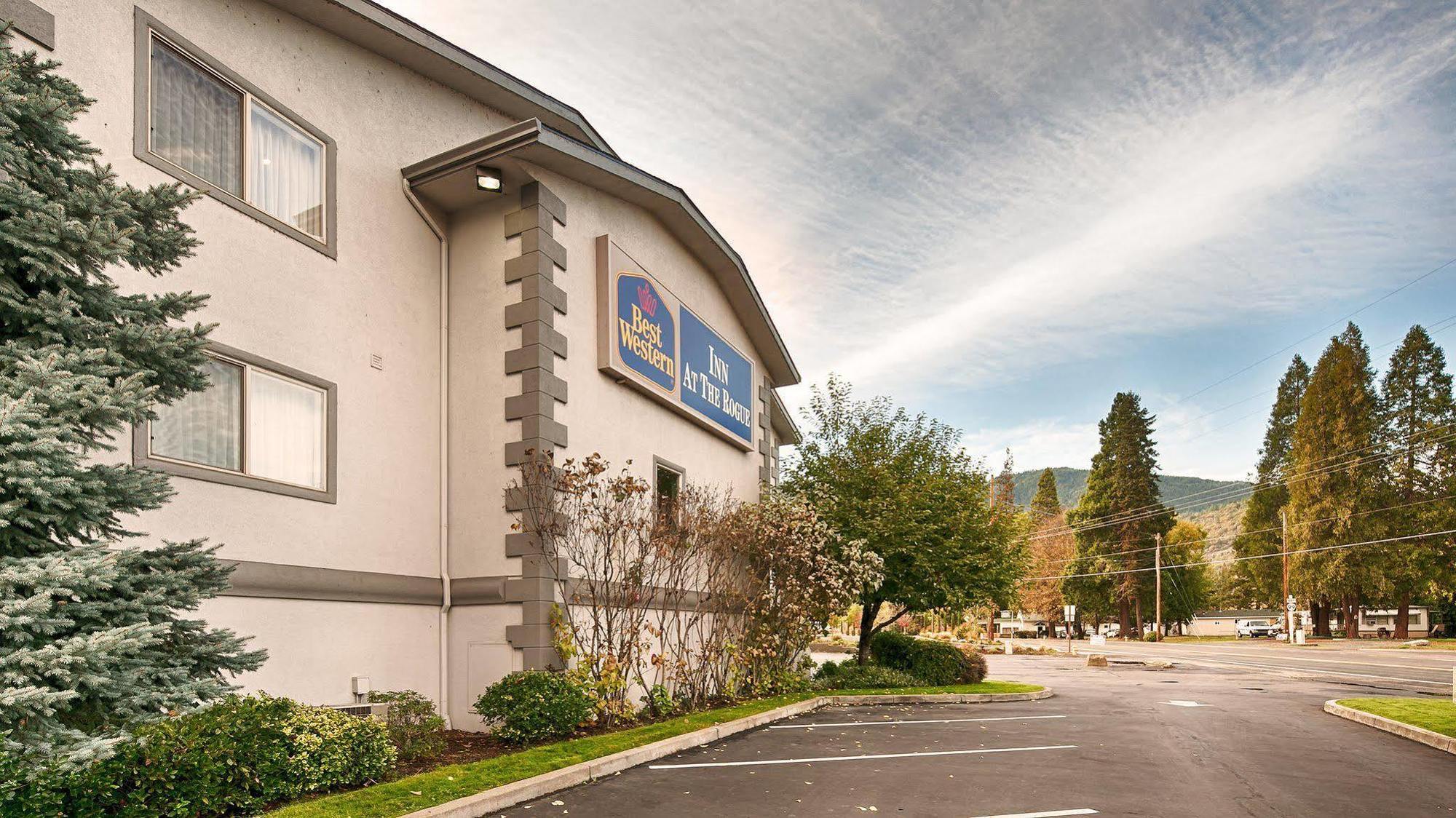 Best Western Inn At The Rogue Rogue River Экстерьер фото