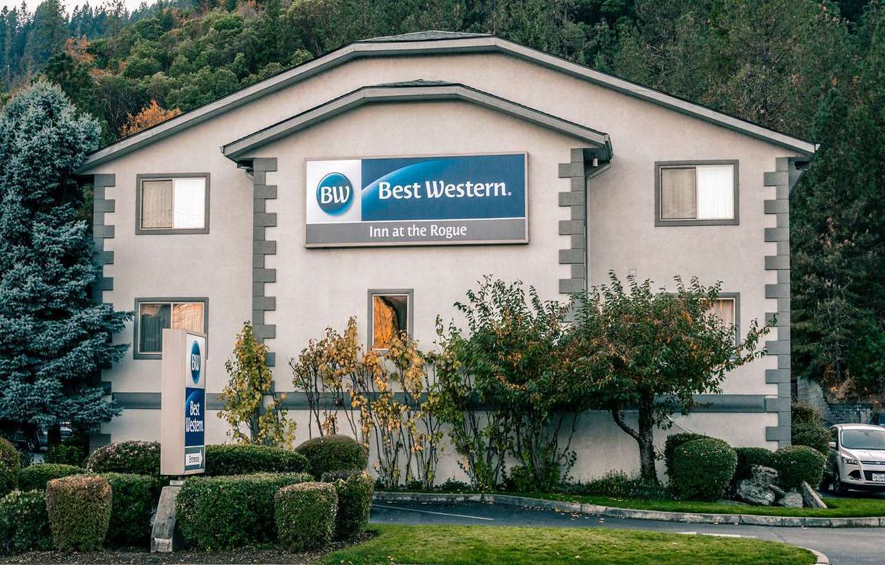 Best Western Inn At The Rogue Rogue River Экстерьер фото